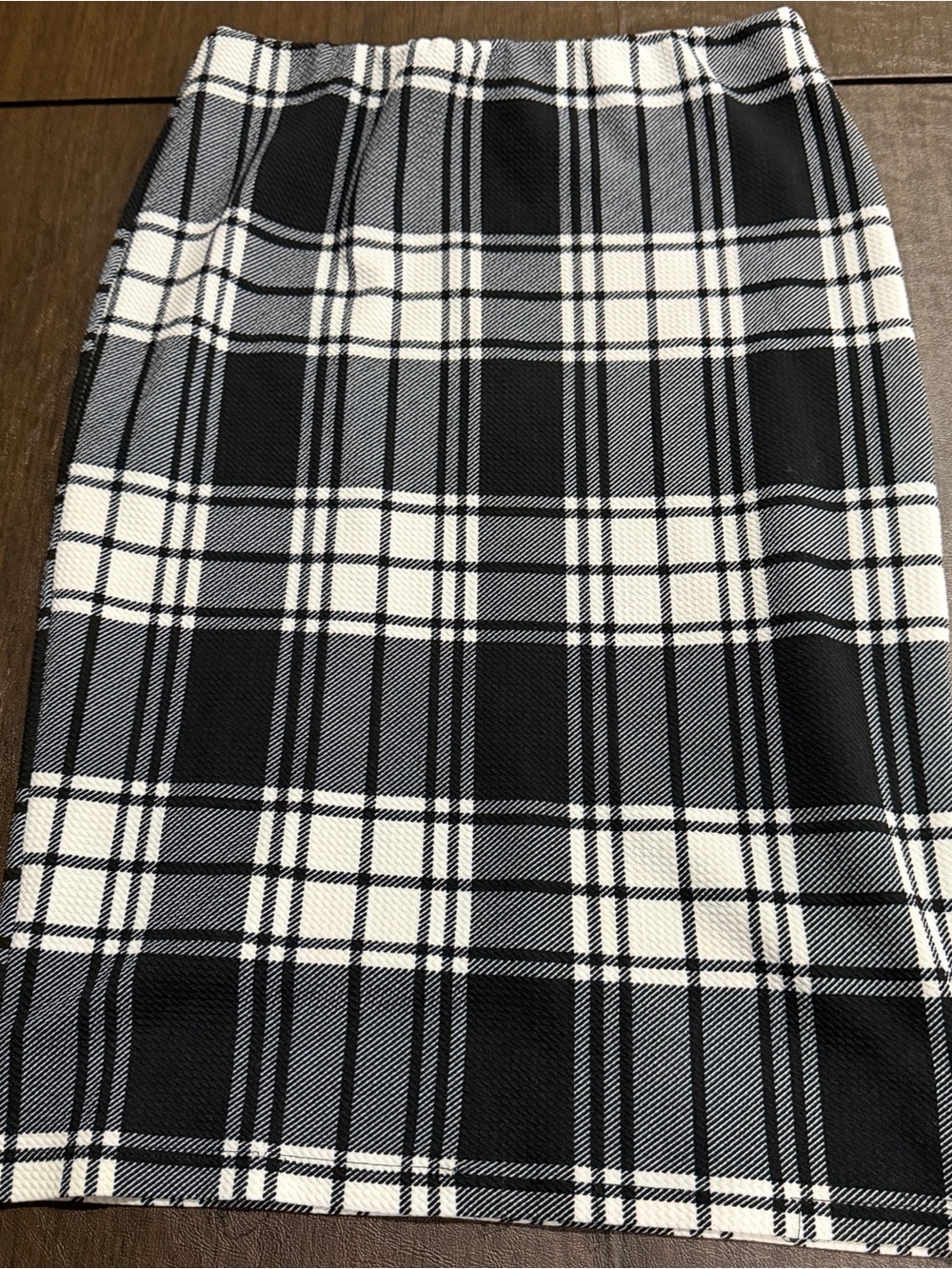 Bobeau Classic Black and White Plaid Pencil Skirt ask M